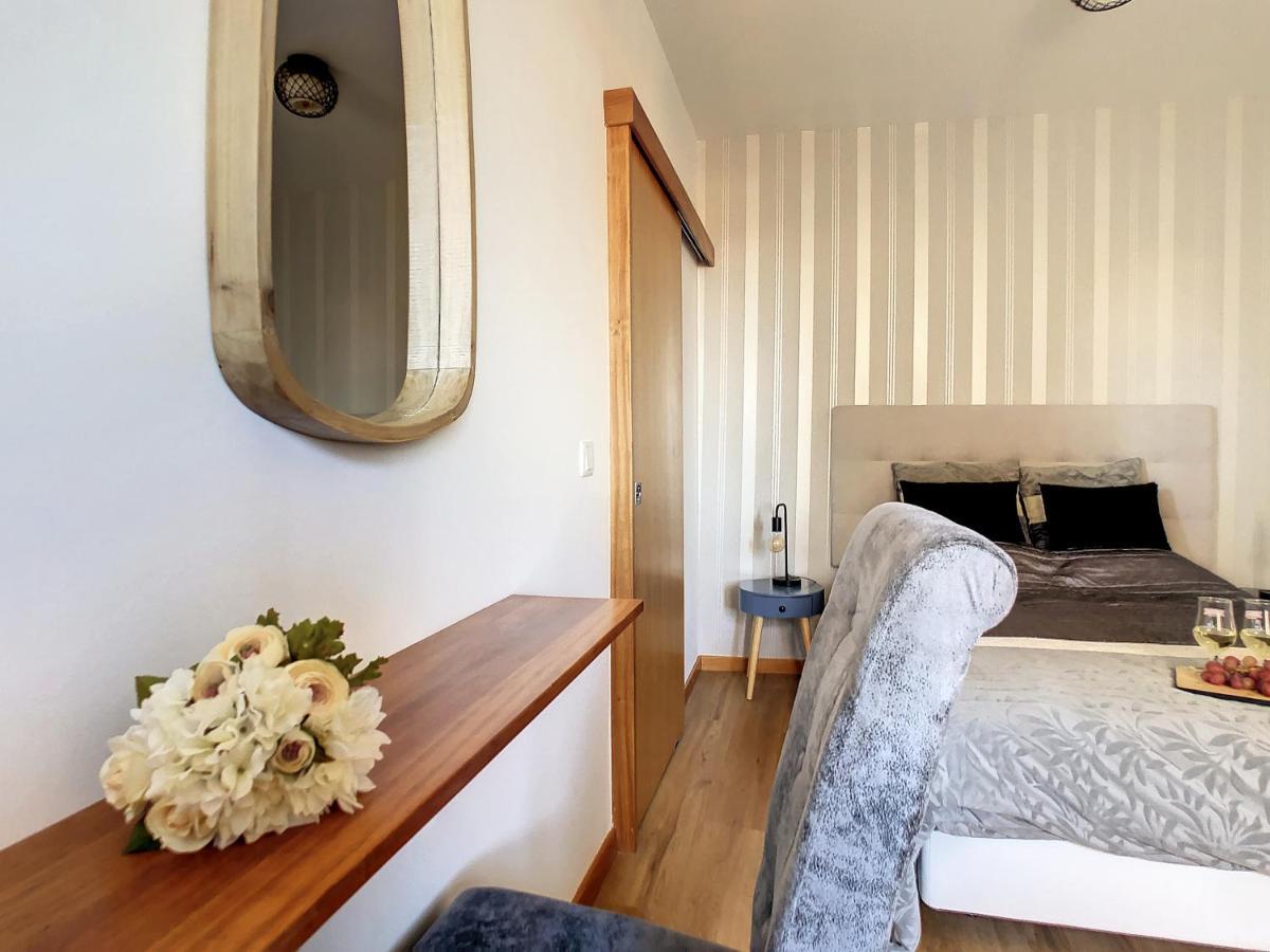 Casa Da Vista Mar By Lovelystay Porto Moniz Exteriör bild